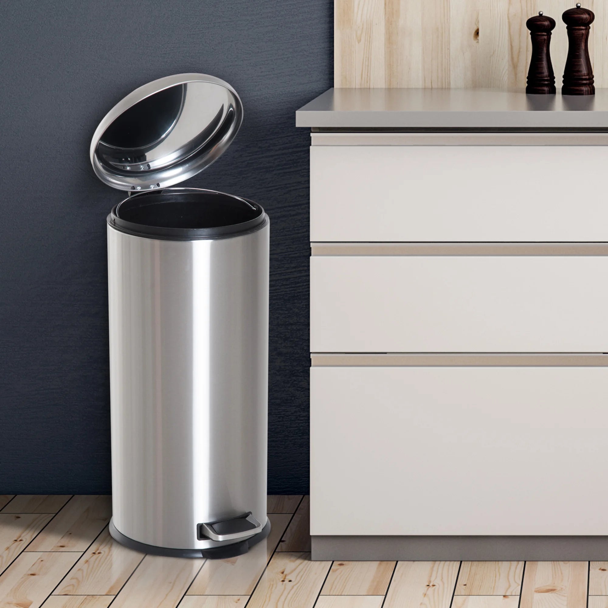 Poubelle de cuisine inox 30 litres élégante et silencieuse Poubelle & Design